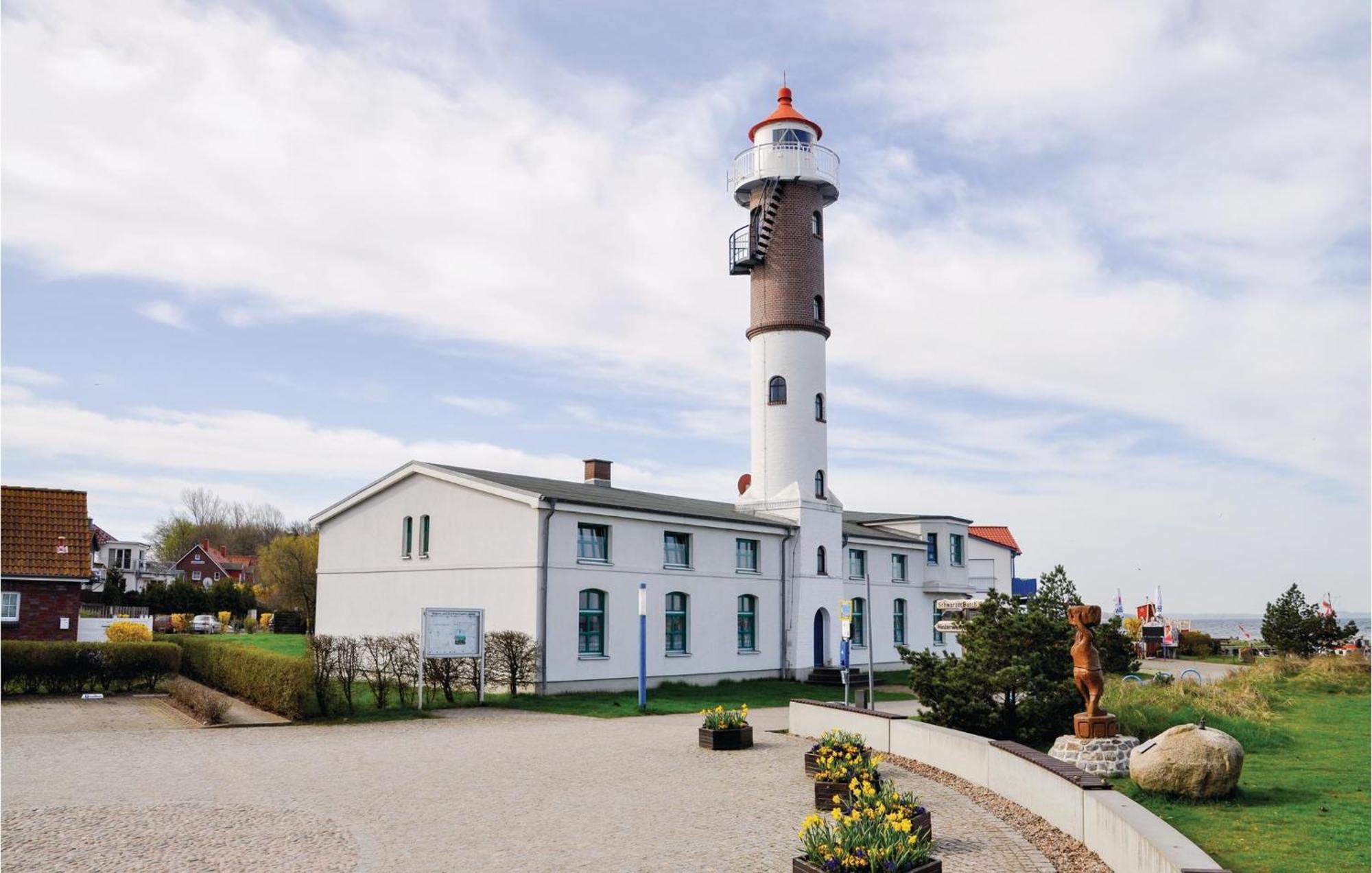 Nice Home In Insel Poel With House Sea View Eksteriør billede